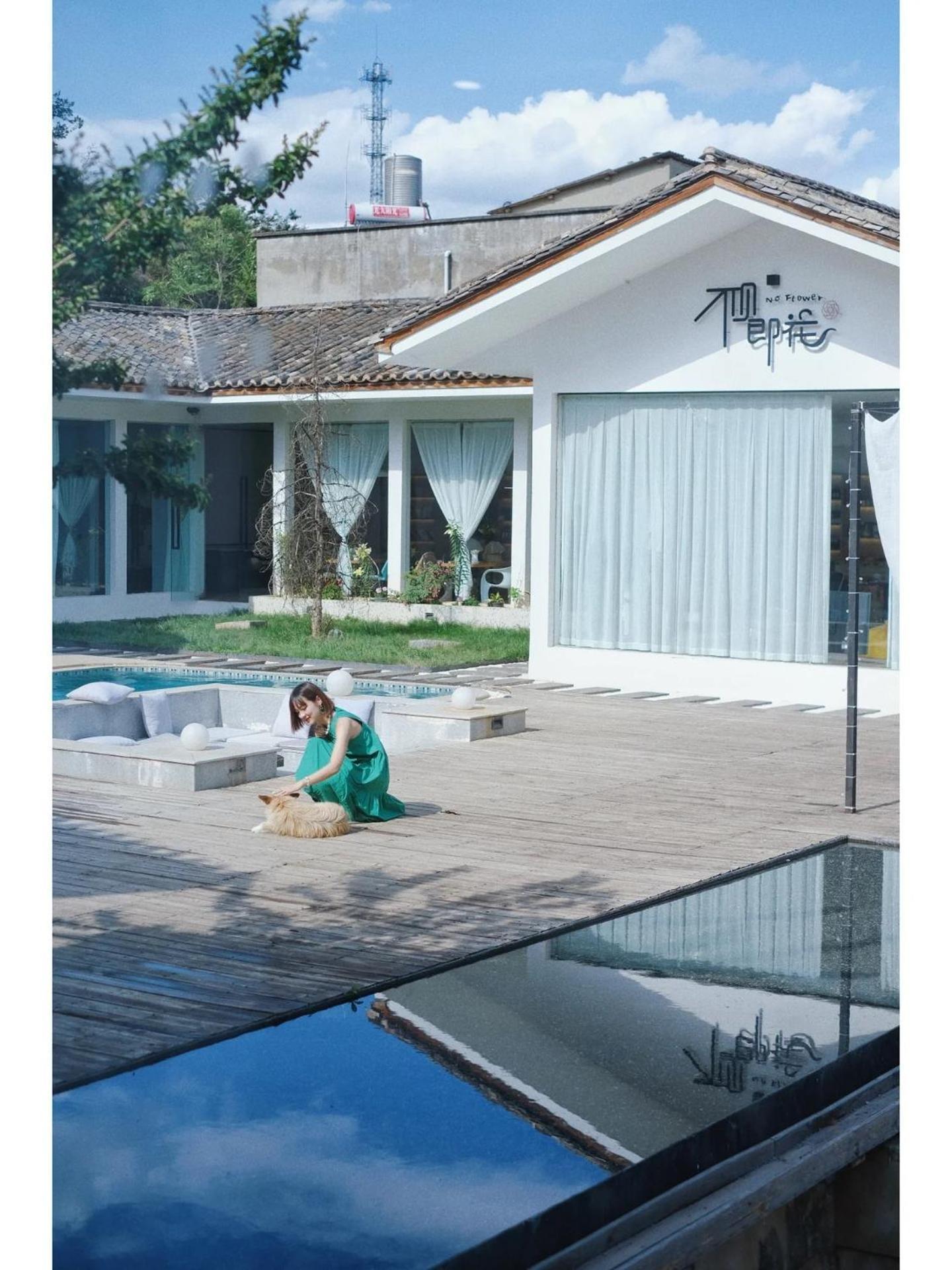 No Flowers Boutique Hostel คุนหมิง ภายนอก รูปภาพ