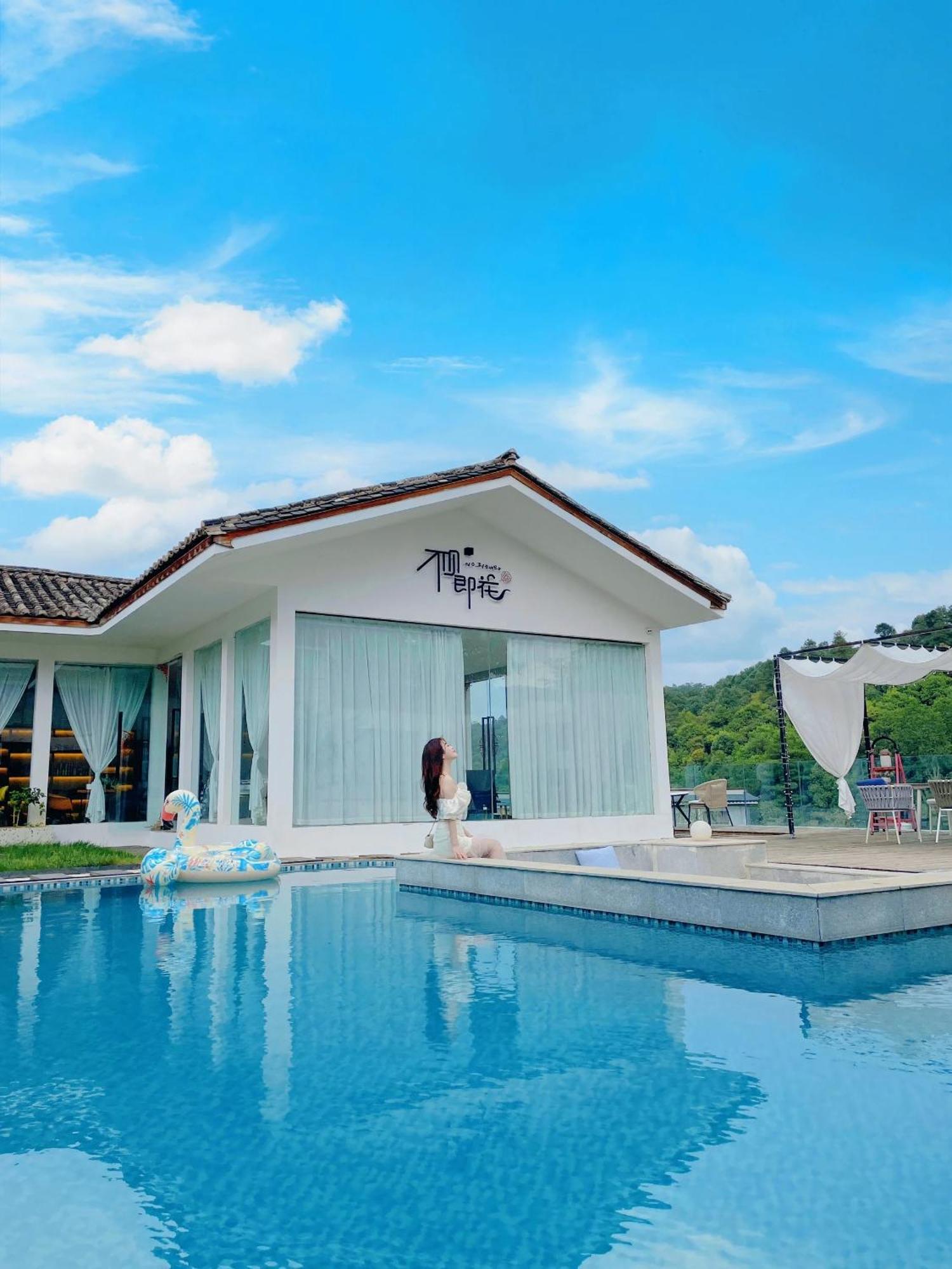 No Flowers Boutique Hostel คุนหมิง ภายนอก รูปภาพ
